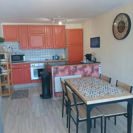 3 Studios - 3 Ambiances - Tout Confort - Piscine Ouvert En Juillet Aout Han-sur-Lesse Room photo