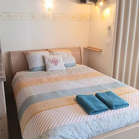 3 Studios - 3 Ambiances - Tout Confort - Piscine Ouvert En Juillet Aout Han-sur-Lesse Exterior photo