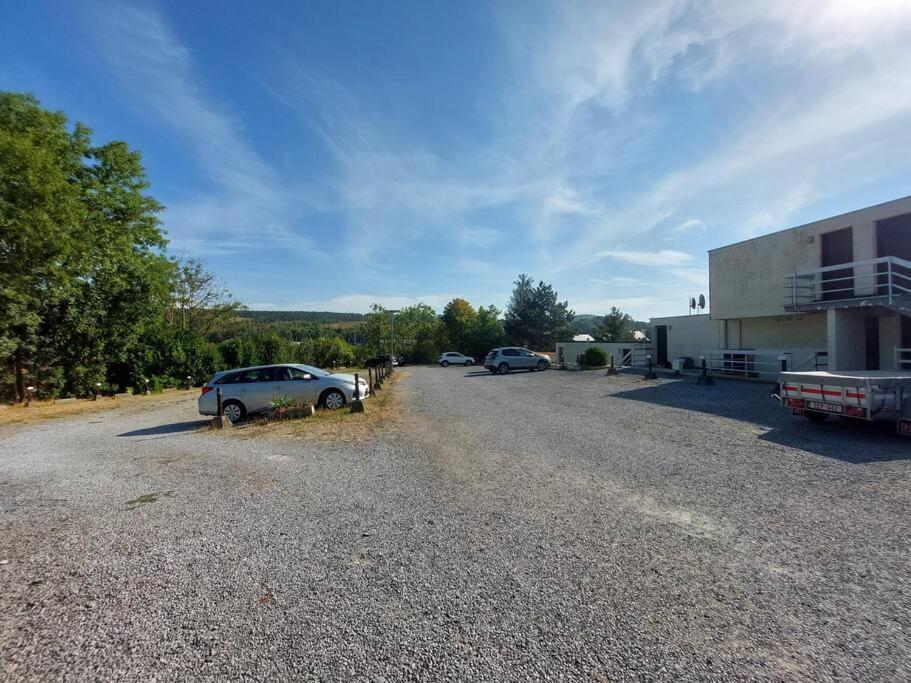 3 - 3 Ambiances - Confort - Piscine Ouvert En Juillet Aout