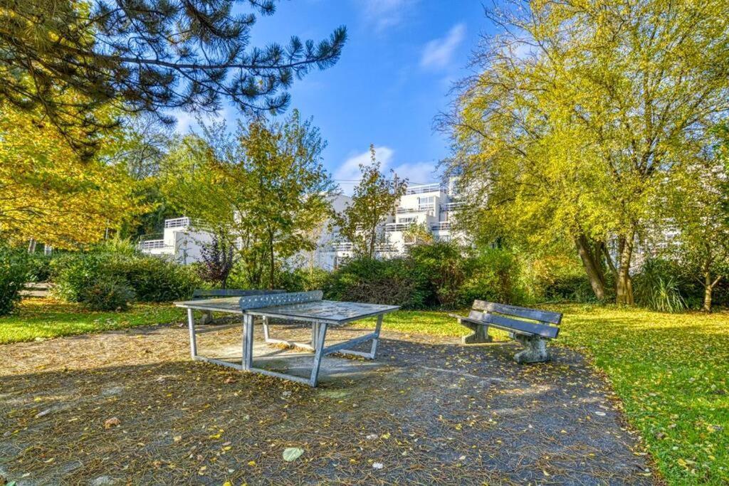 3 - 3 Ambiances - Confort - Piscine Ouvert En Juillet Aout *