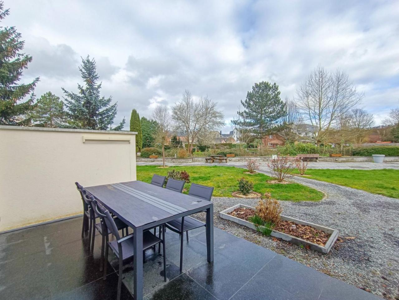 Apartment 3 - 3 Ambiances - Confort - Piscine Ouvert En Juillet Aout Han-sur-Lesse